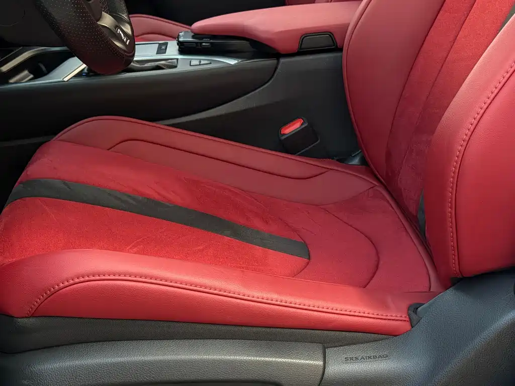 Lexus UX — миниатюра 16