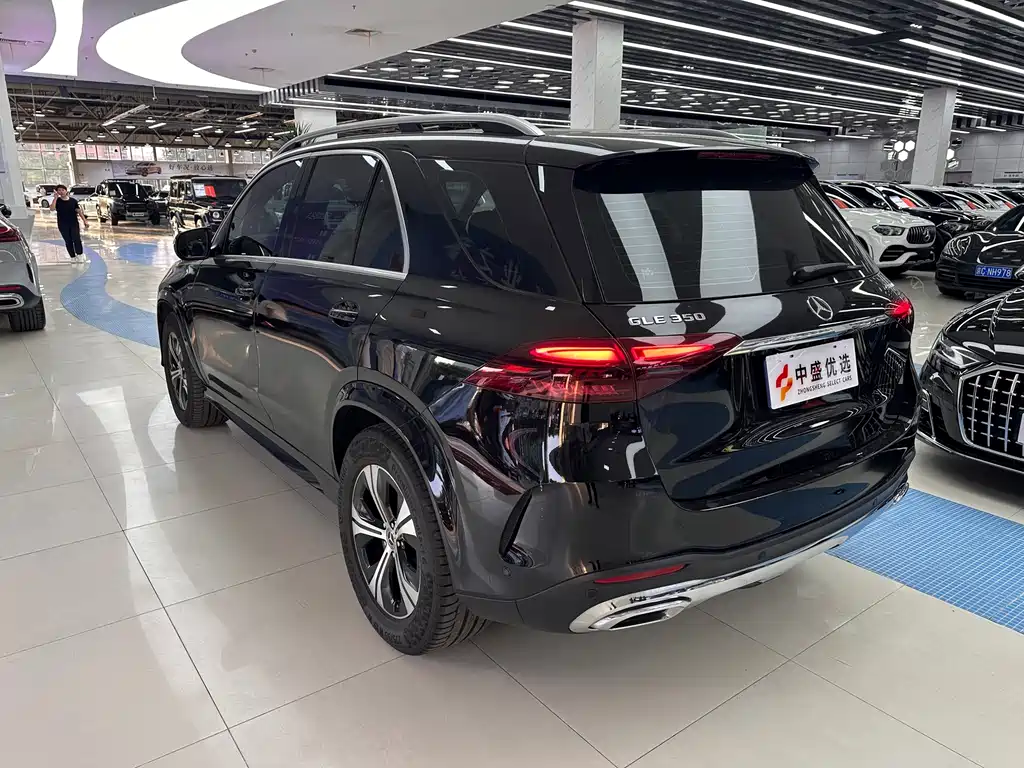 Mercedes-Benz GLE (Import) — миниатюра 15