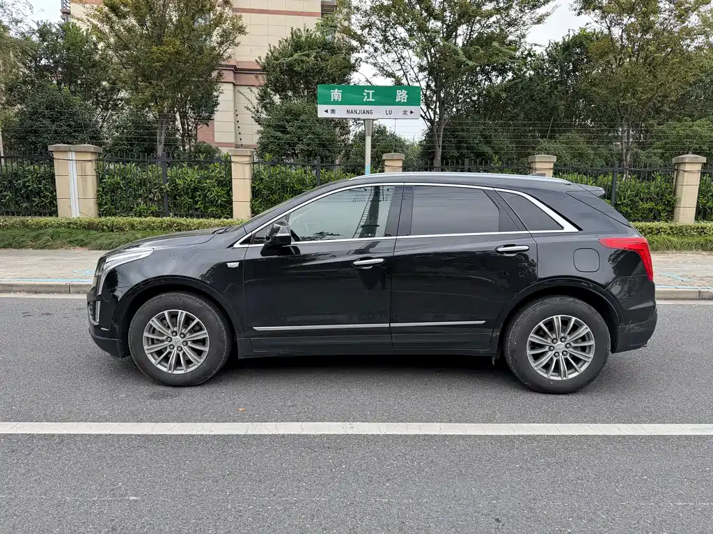Cadillac XT5 — миниатюра 5