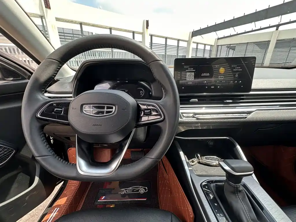 Geely Emgrand — миниатюра 11