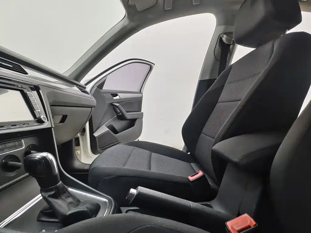 Volkswagen Bora — миниатюра 11