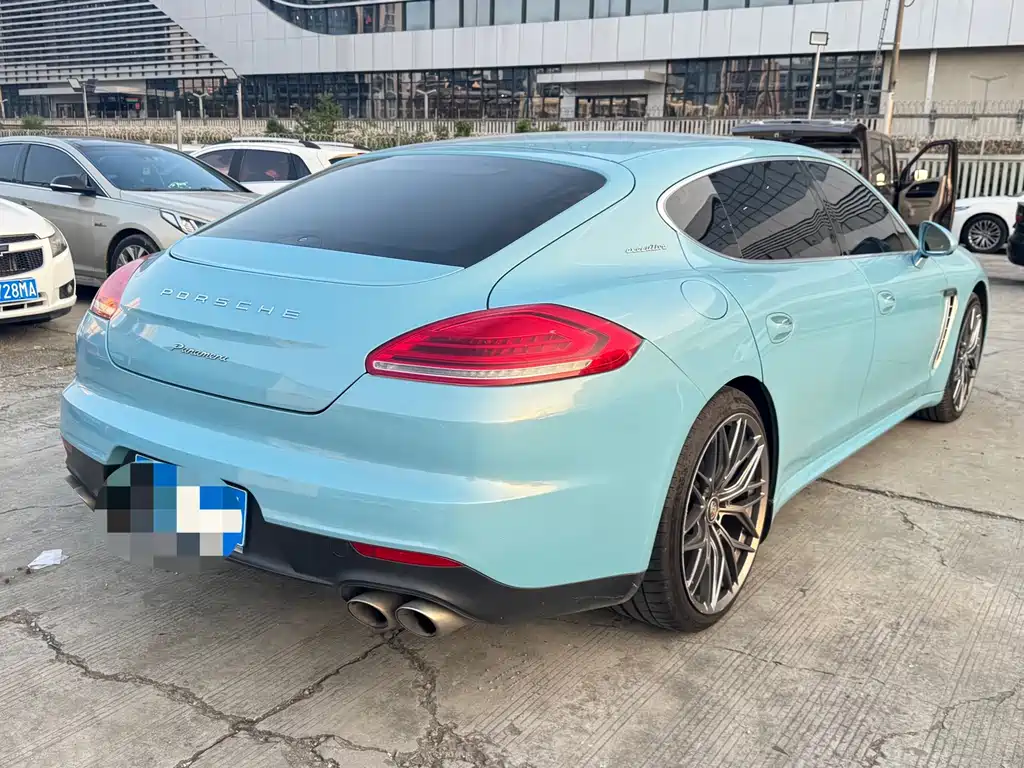 Porsche Panamera — миниатюра 6
