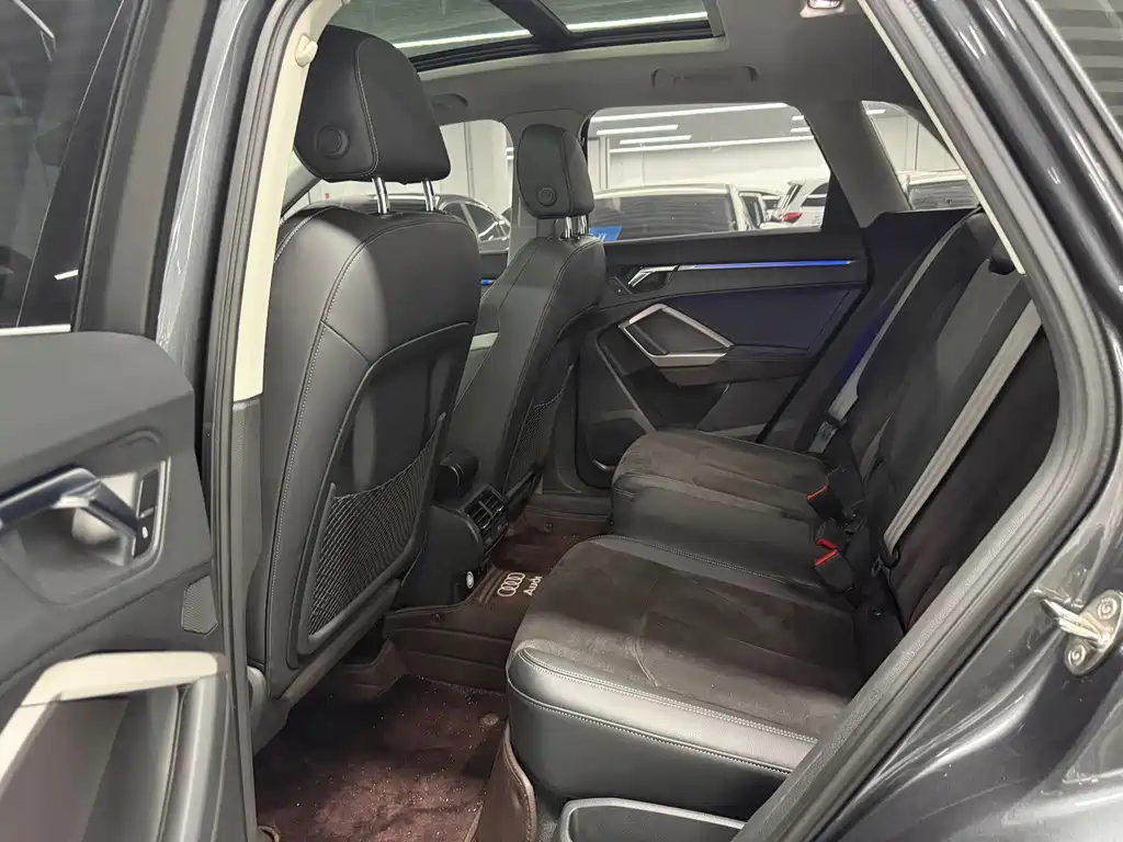 Audi Q3 — миниатюра 10