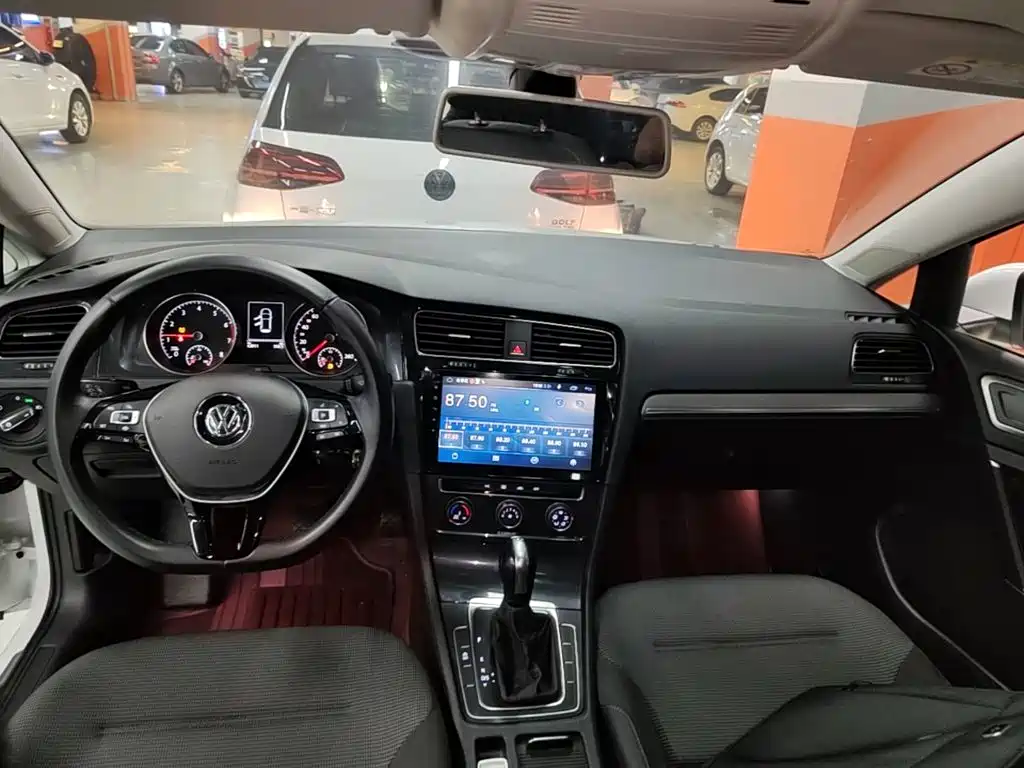 Volkswagen Golf — миниатюра 10