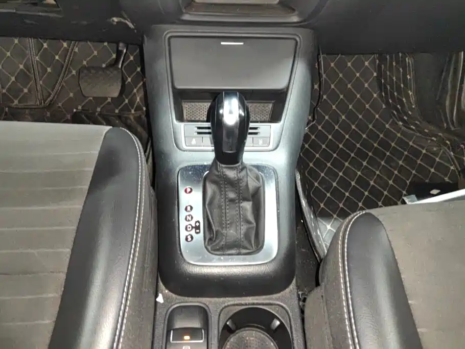 Volkswagen Tiguan — миниатюра 16