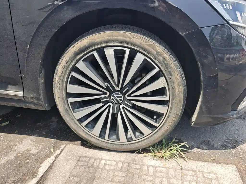 Volkswagen Passat — миниатюра 24