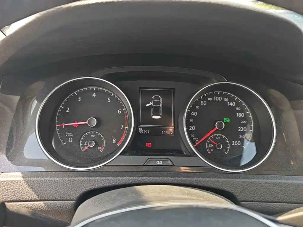 Volkswagen Golf — миниатюра 12