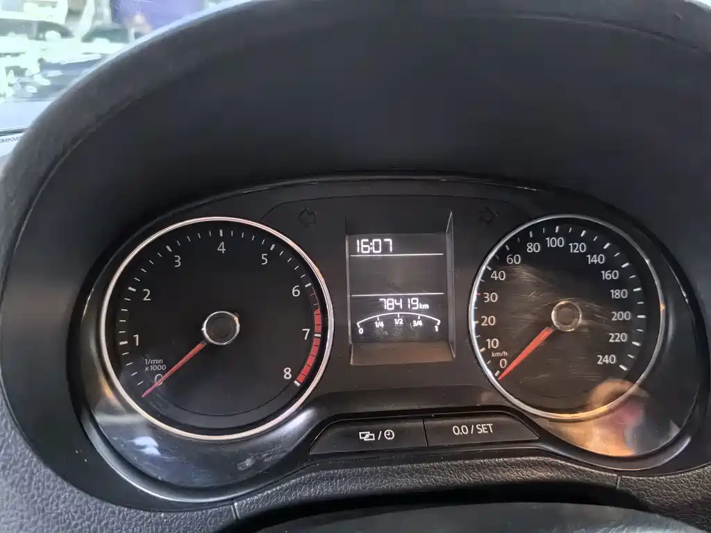 Volkswagen Polo — миниатюра 10