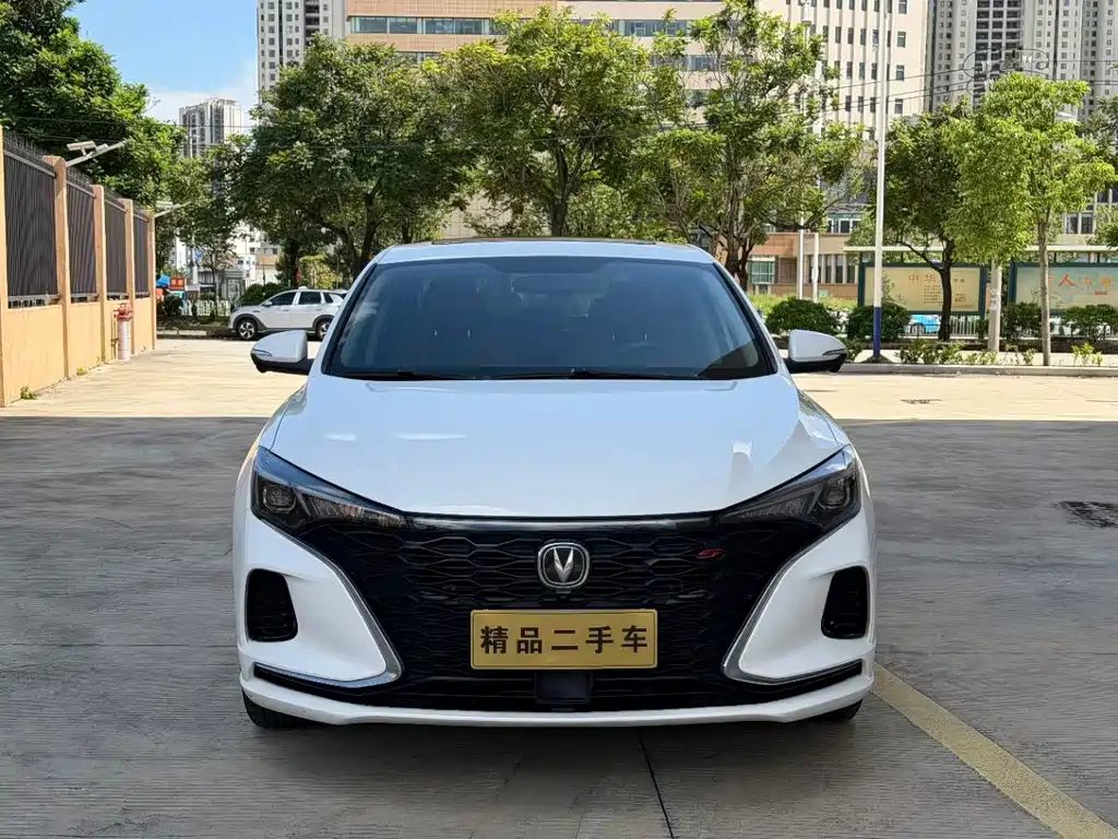 Changan Eado — миниатюра 2