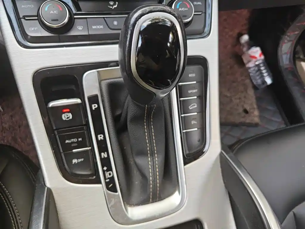 Geely Boyue — миниатюра 15