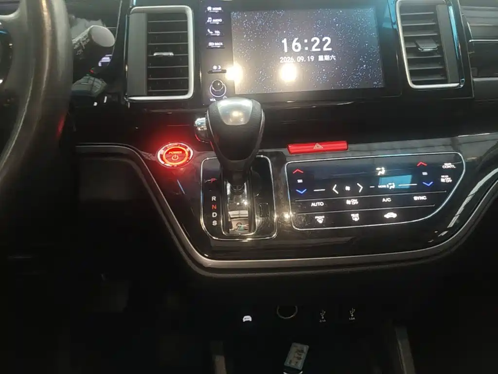 Honda Elysion — миниатюра 14