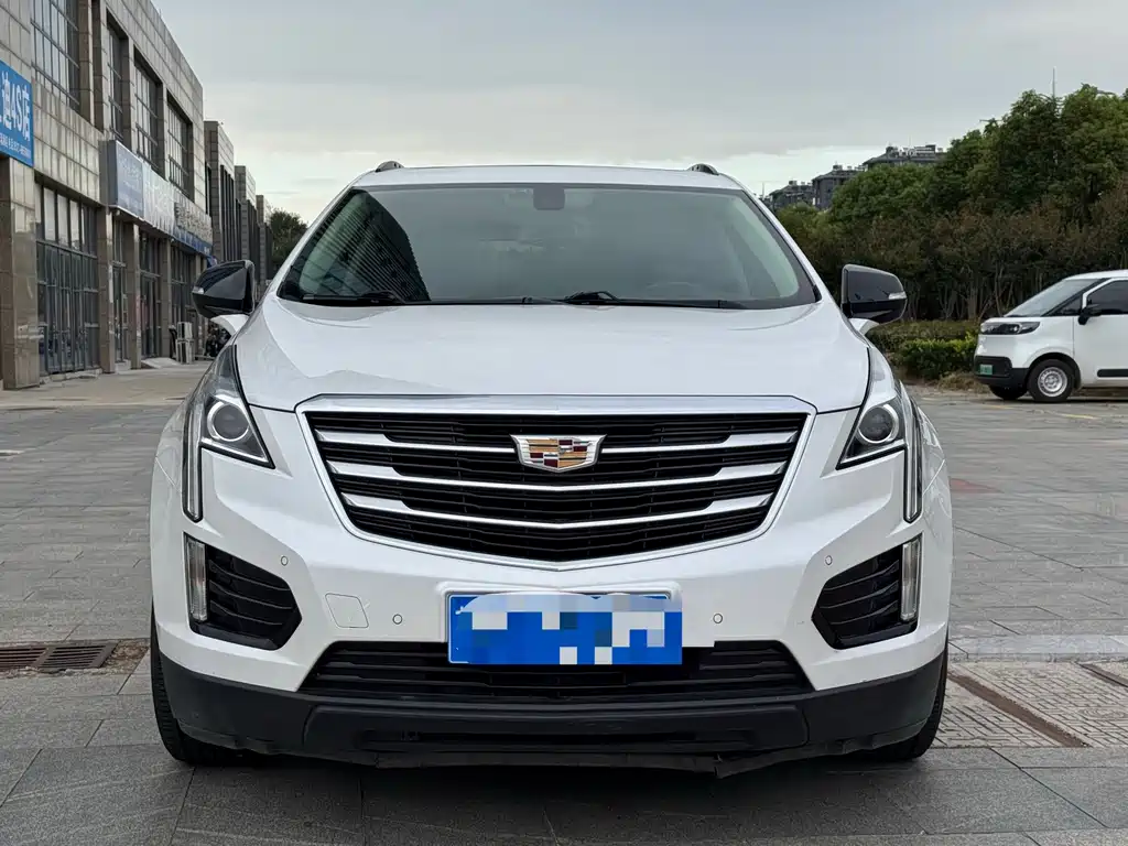 Cadillac XT5 — миниатюра 2