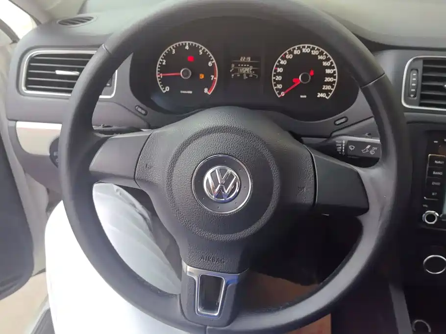 Volkswagen Sagitar — миниатюра 15