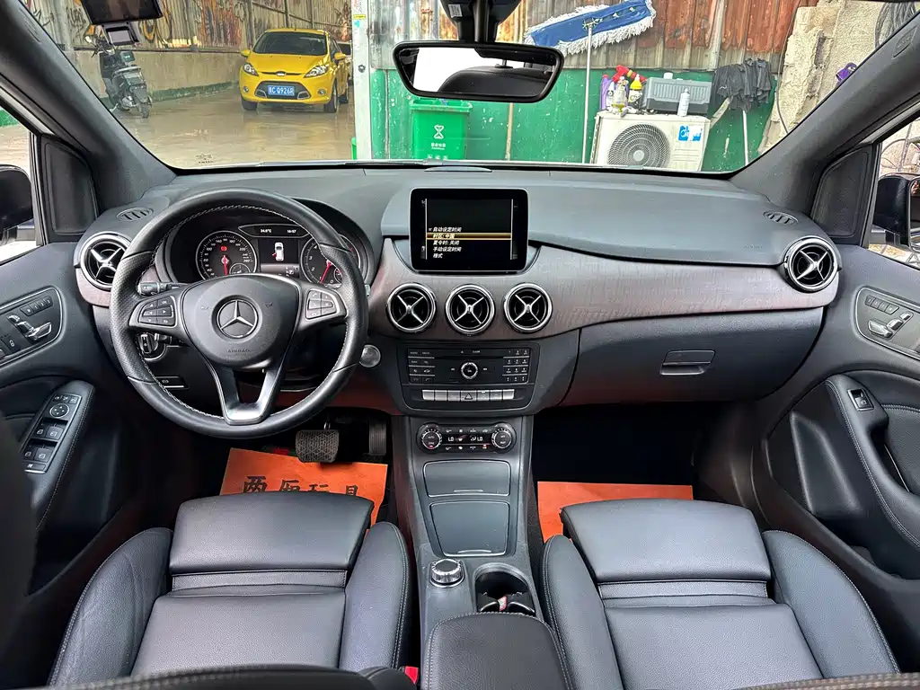 Mercedes-Benz B-Class — миниатюра 9