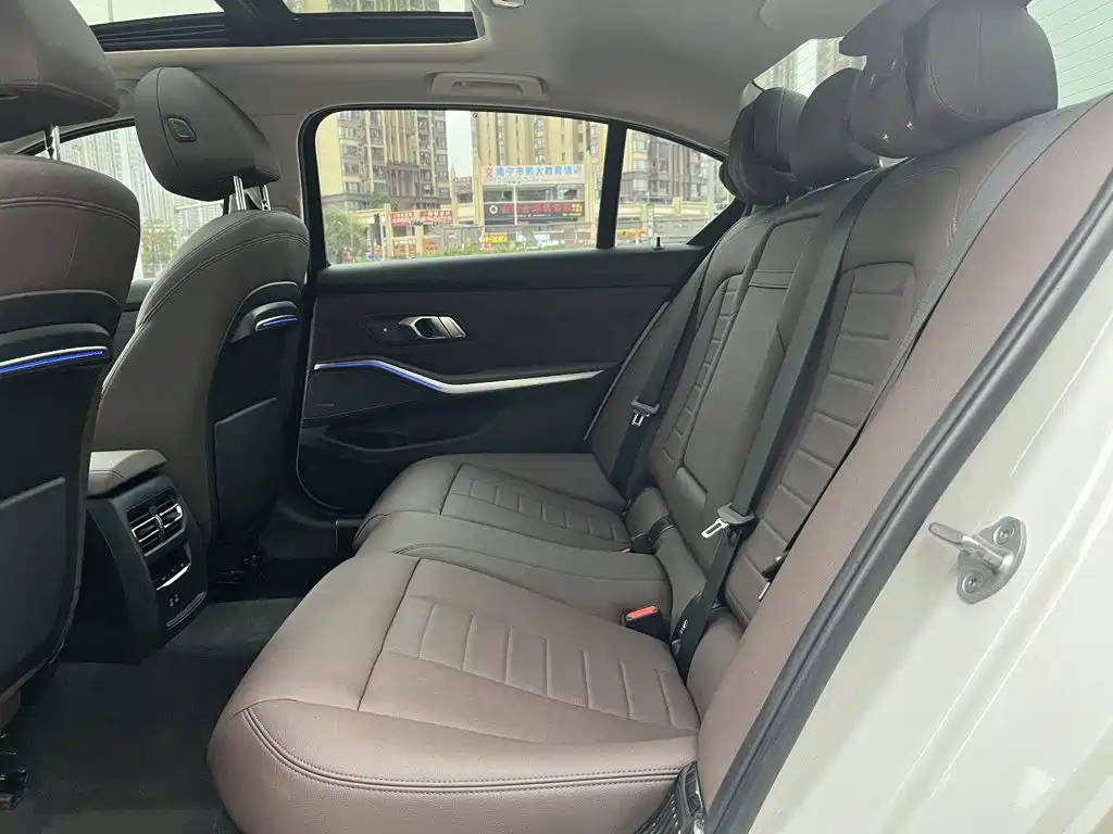 BMW 3 Series — миниатюра 19