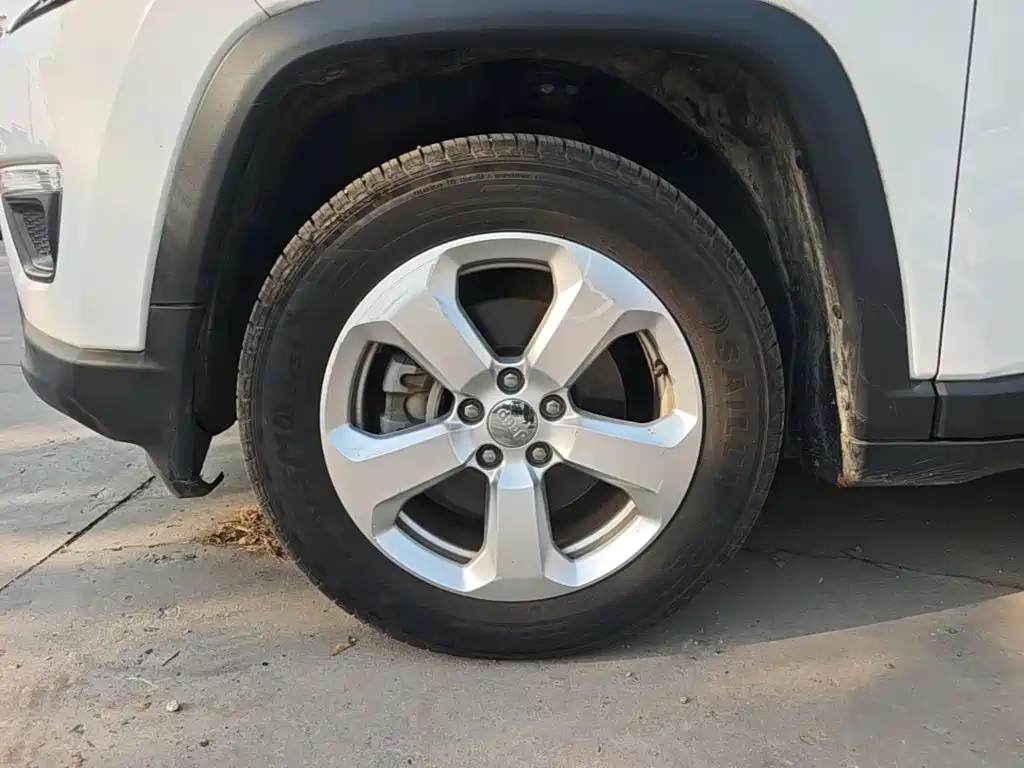 Jeep Compass — миниатюра 23