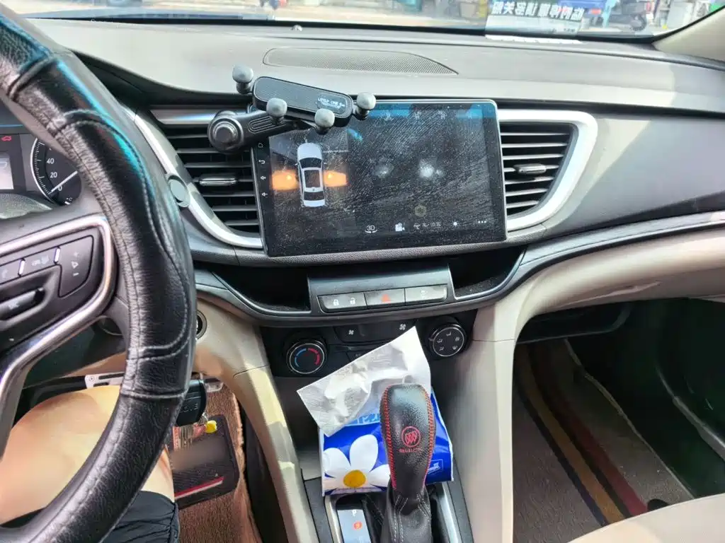 Buick Excelle — миниатюра 6