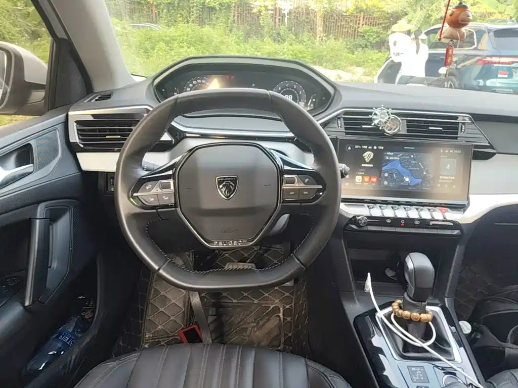 Peugeot 408 — миниатюра 11