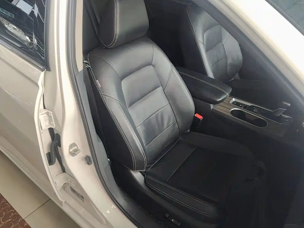 Nissan Teana — миниатюра 25
