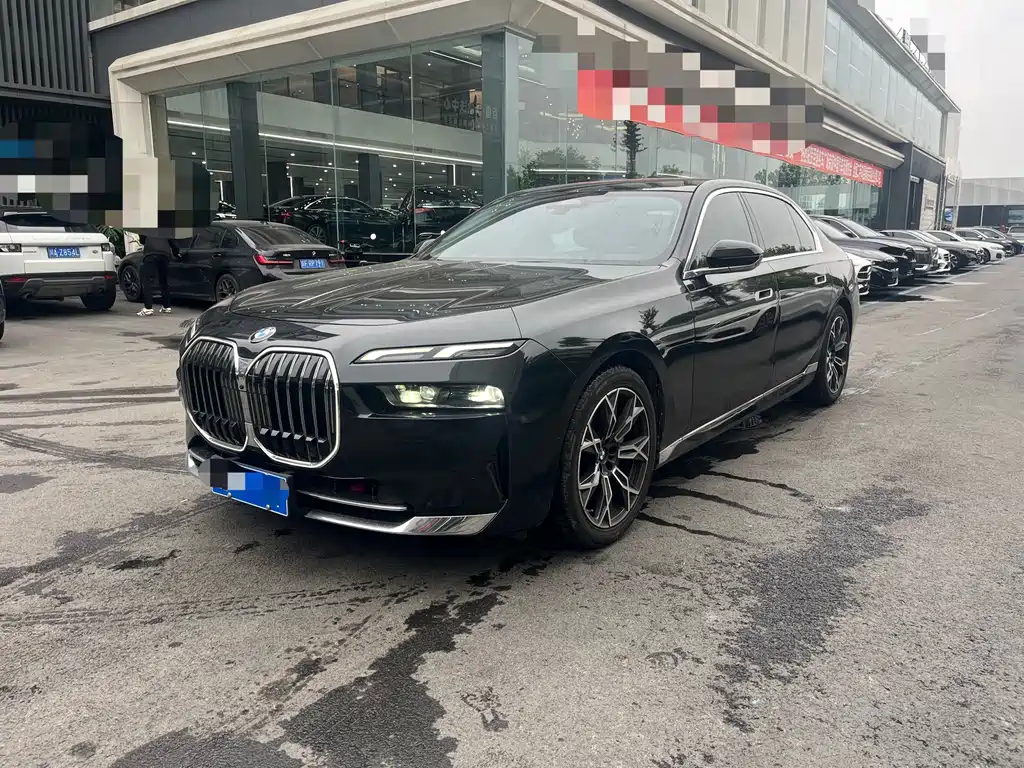 BMW 7 Series 7 2023 735Li M Sport
