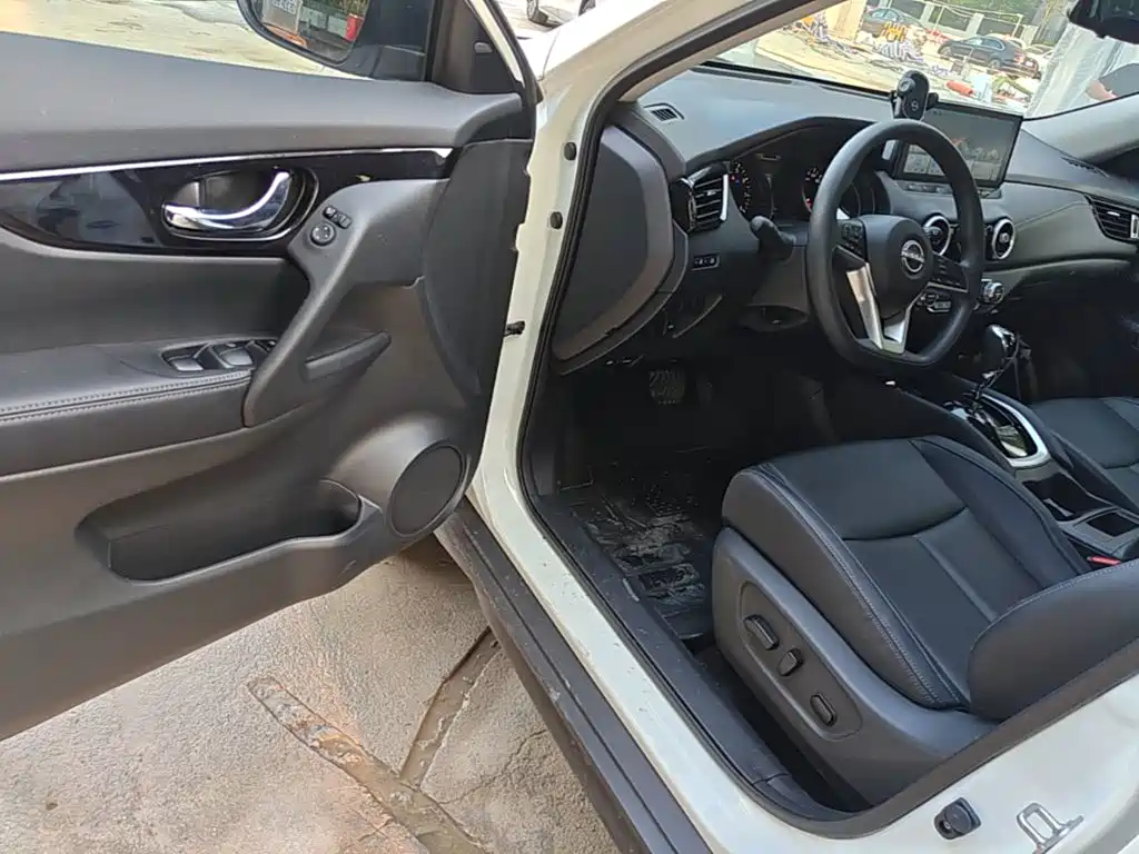Nissan X-Trail — миниатюра 16