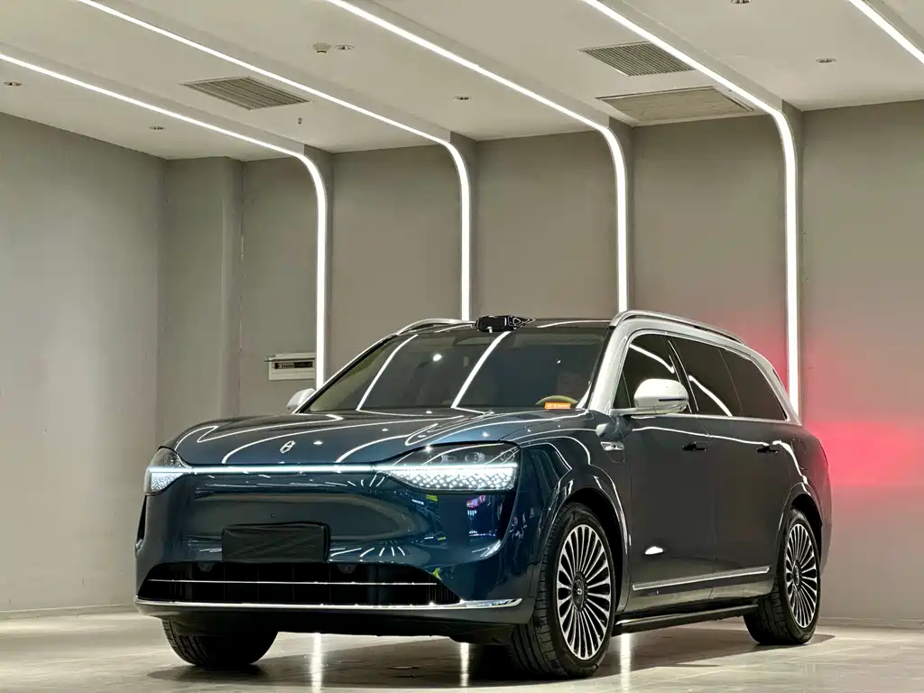 AITO ASK THE WORLD M9