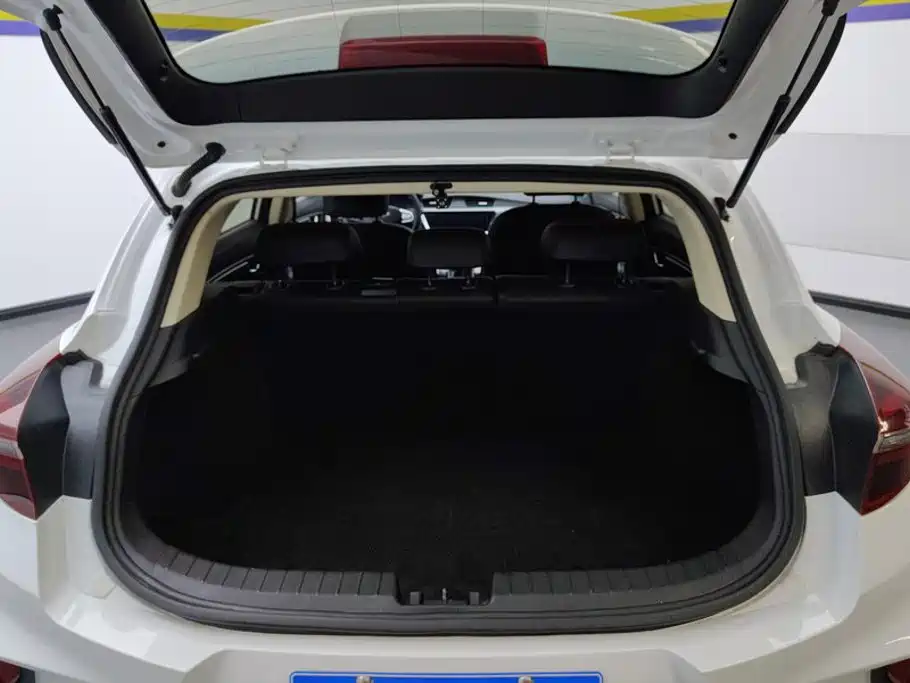 Geely Emgrand GS — миниатюра 4