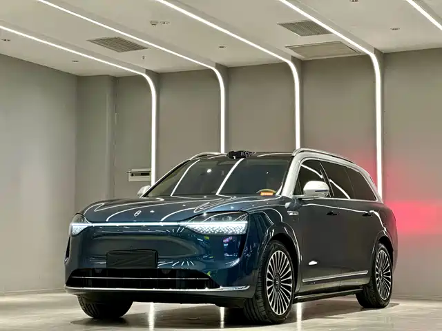 AITO ASK THE WORLD M9 2024