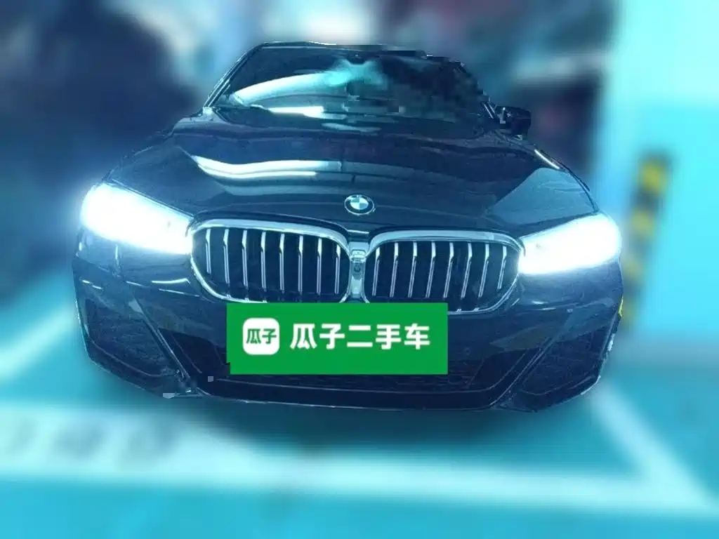 BMW 5 Series — миниатюра 2