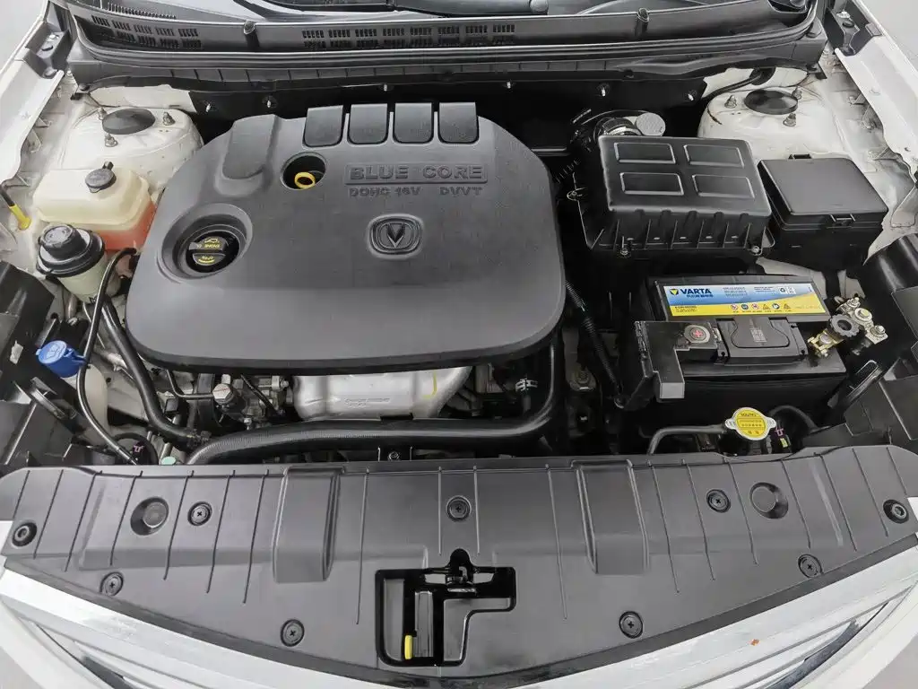 Changan Eado — миниатюра 6