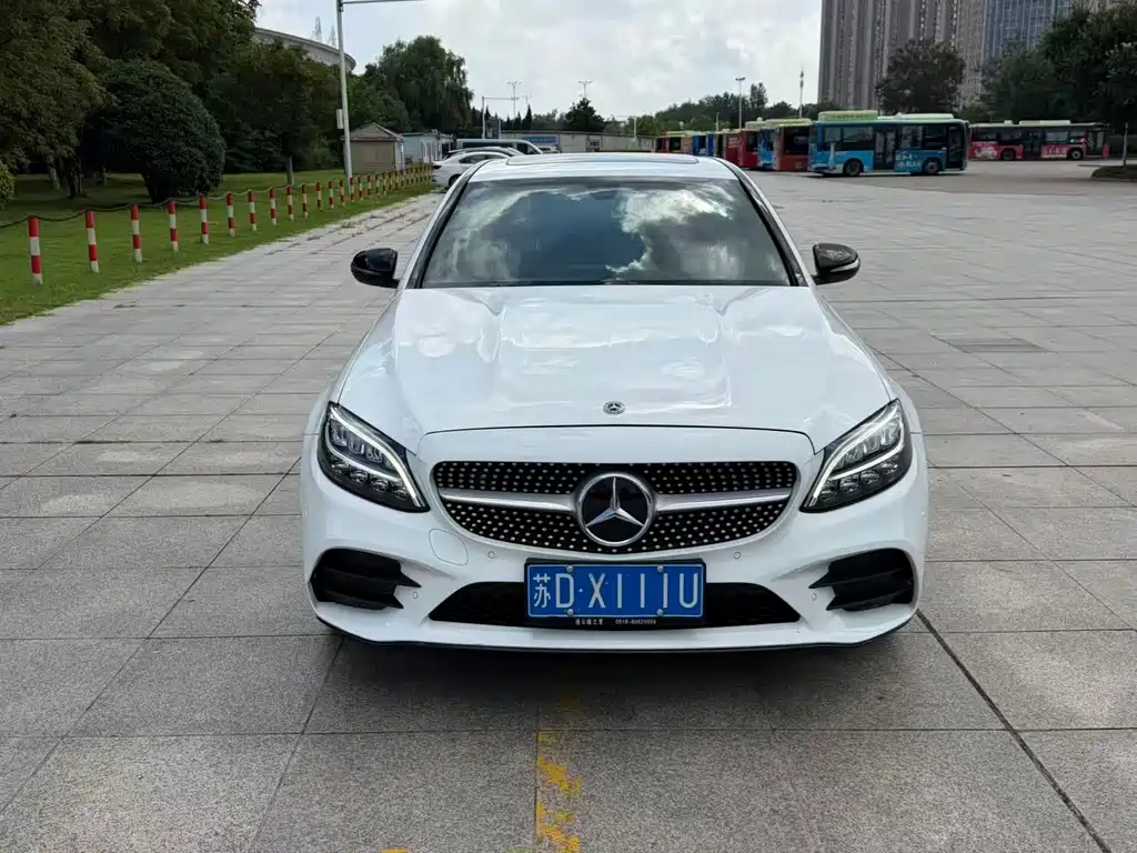 Mercedes-Benz C-Class — миниатюра 8