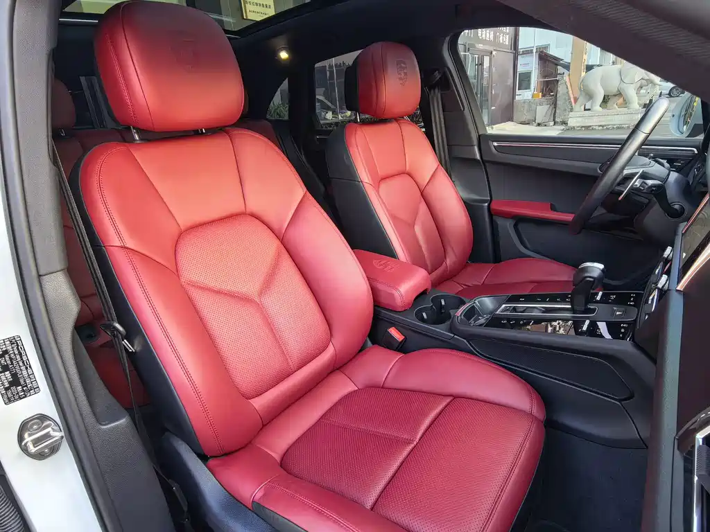 Porsche Macan — миниатюра 10