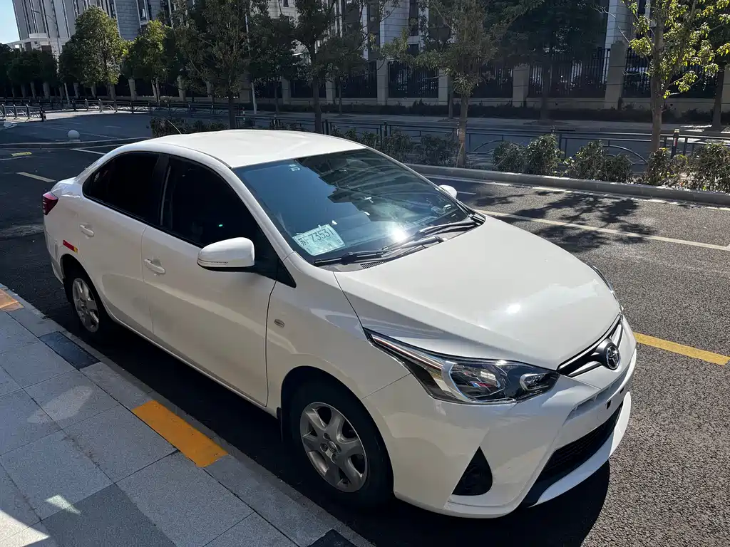 TOYOTA YARIS L TO ENJOY