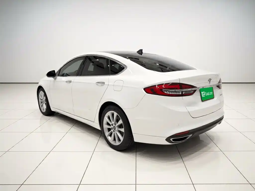 Ford Mondeo — миниатюра 4