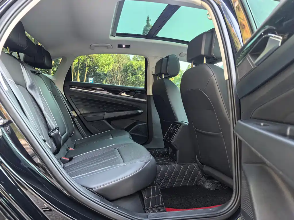 Volkswagen Passat — миниатюра 15
