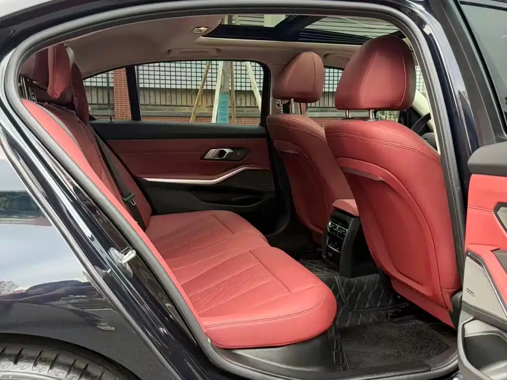 BMW 3 Series — миниатюра 12