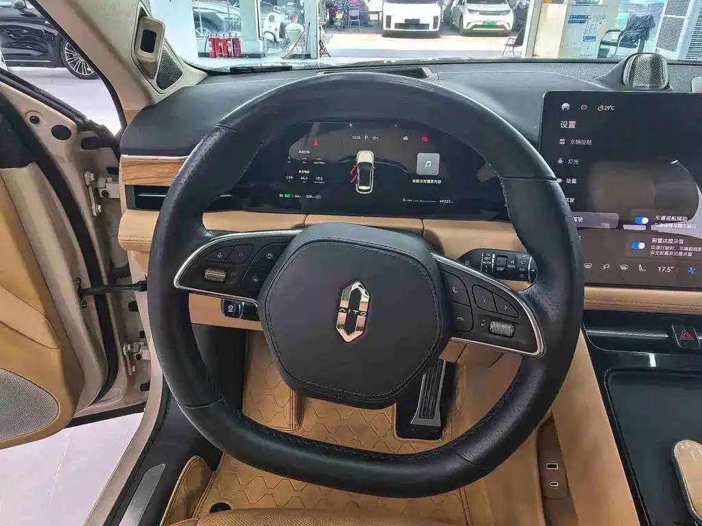 AITO AITO M5 — миниатюра 8