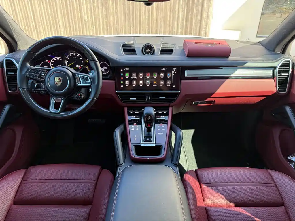 Porsche Cayenne Hybrid — миниатюра 39