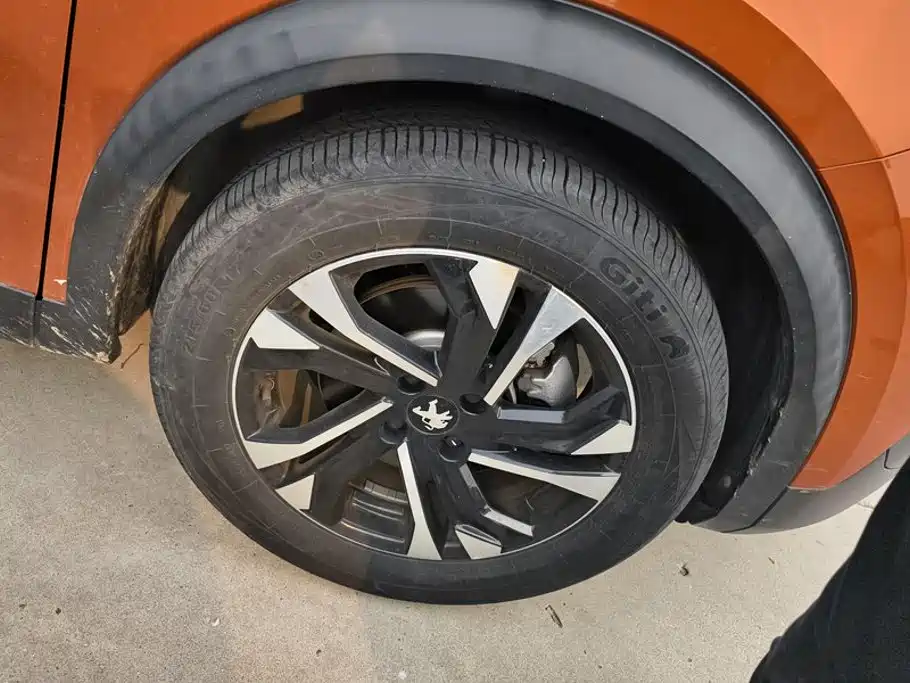 Peugeot 2008 — миниатюра 6