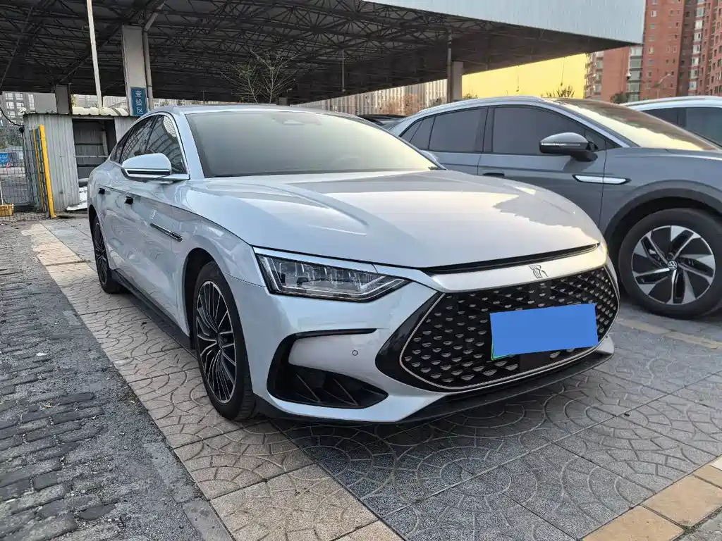 BYD Han — миниатюра 2