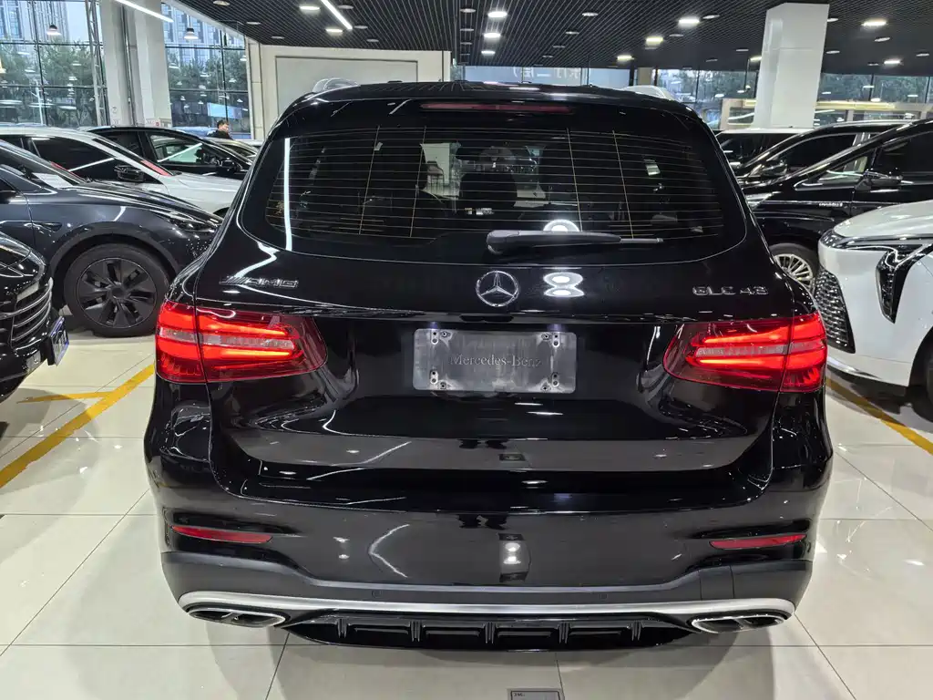 Mercedes-Benz GLC AMG — миниатюра 17