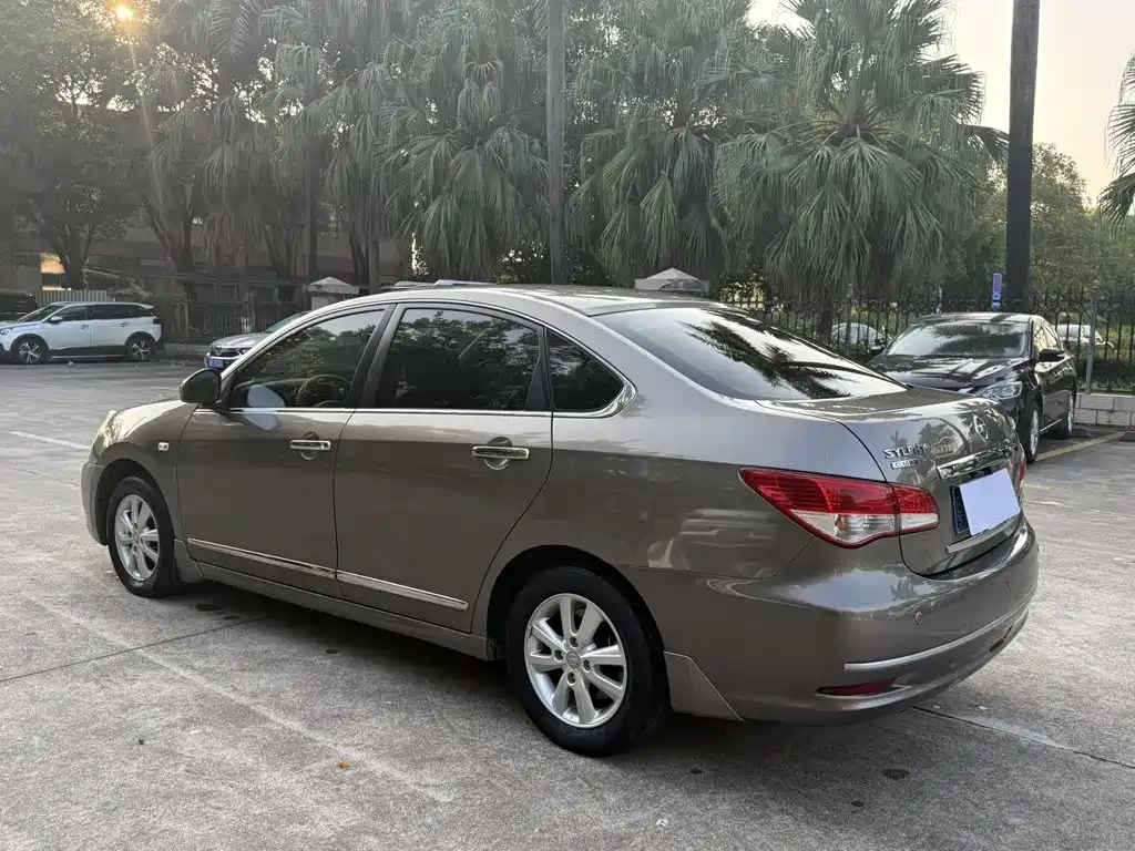Nissan Sylphy — миниатюра 9