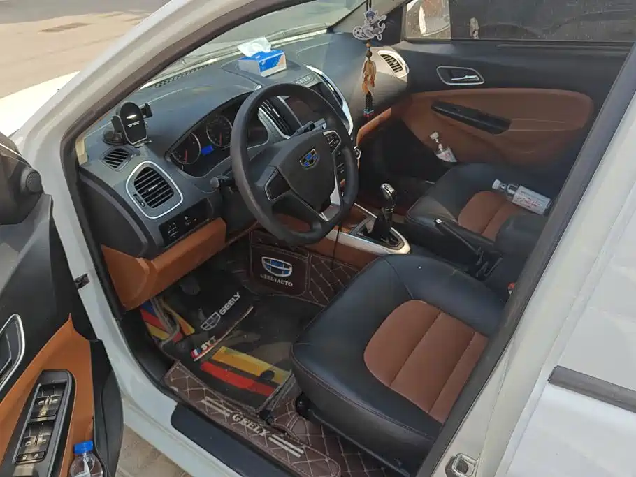 Geely King Kong — миниатюра 9