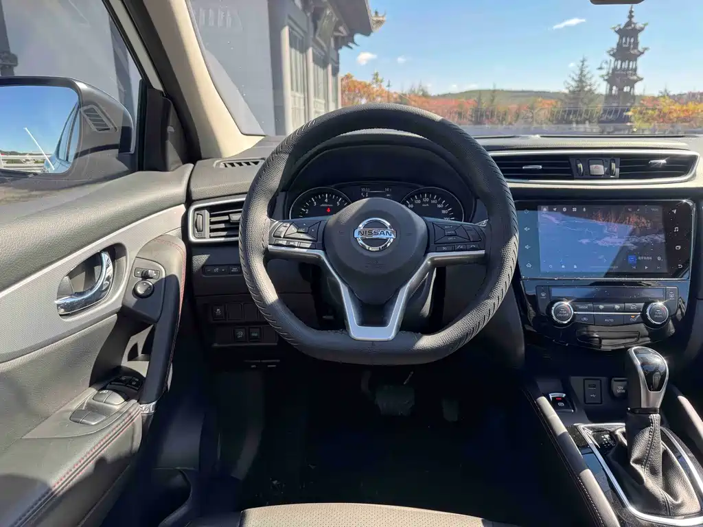 Nissan Qashqai — миниатюра 16