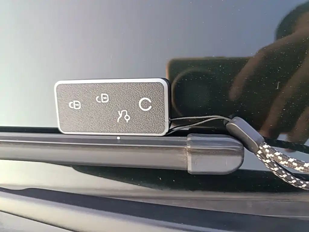 BYD MAX — миниатюра 9