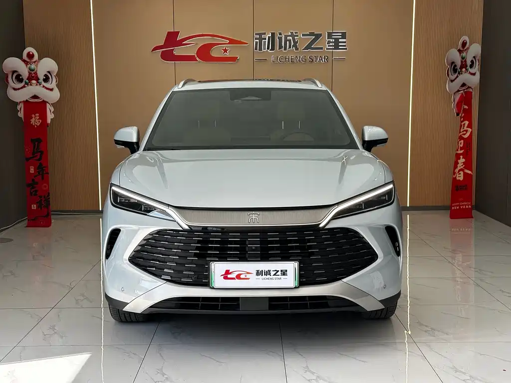 BYD L DM-i — миниатюра 2