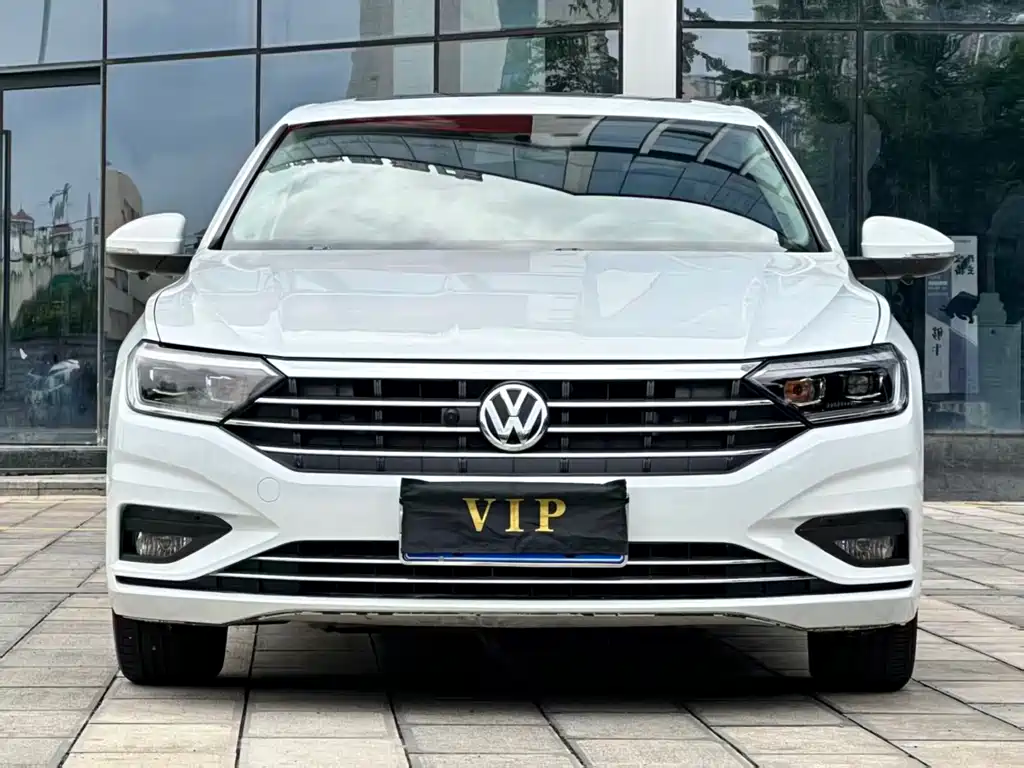 VOLKSWAGEN LINGDU