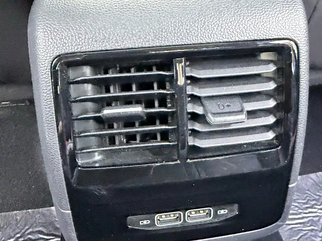 Volkswagen Sagitar — миниатюра 14