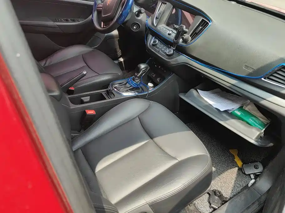 Roewe 360 — миниатюра 8