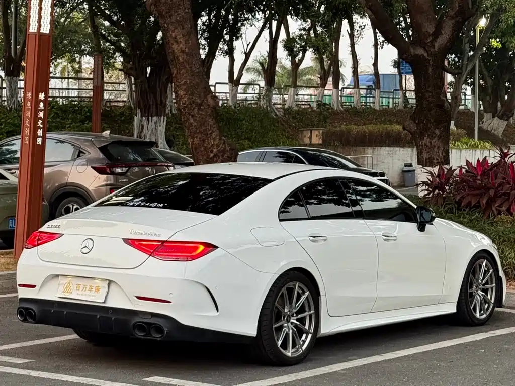 MERCEDES-BENZ CLS